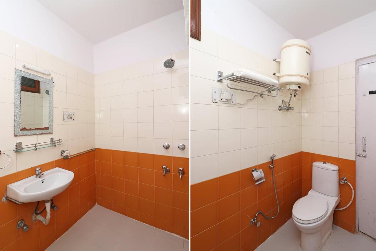 โอโย 11452 โกลเดน คาสเซิล ลอดจ์ Hotel Indirapuram ภายนอก รูปภาพ